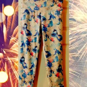 Women's Workout Capri Bottoms, EUC, Size Small/Medium